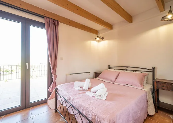Levante Villa